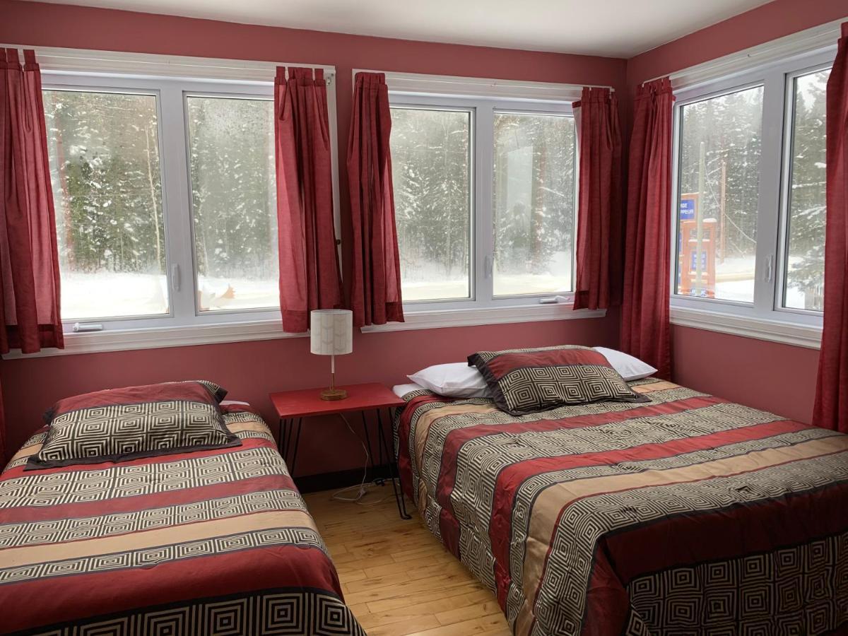L'Auberge Refuge Du Trappeur Сен-Матье-дю-Парк Экстерьер фото