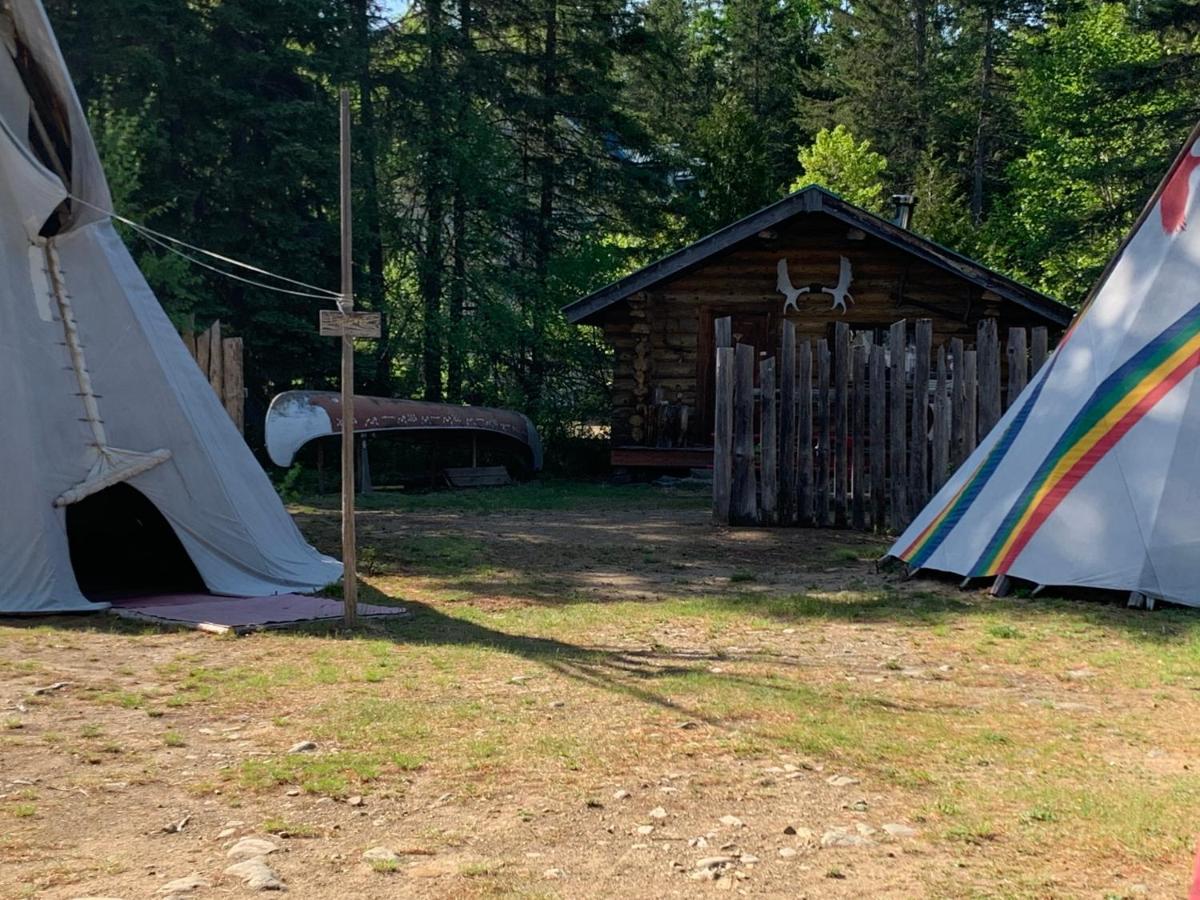 L'Auberge Refuge Du Trappeur Сен-Матье-дю-Парк Экстерьер фото