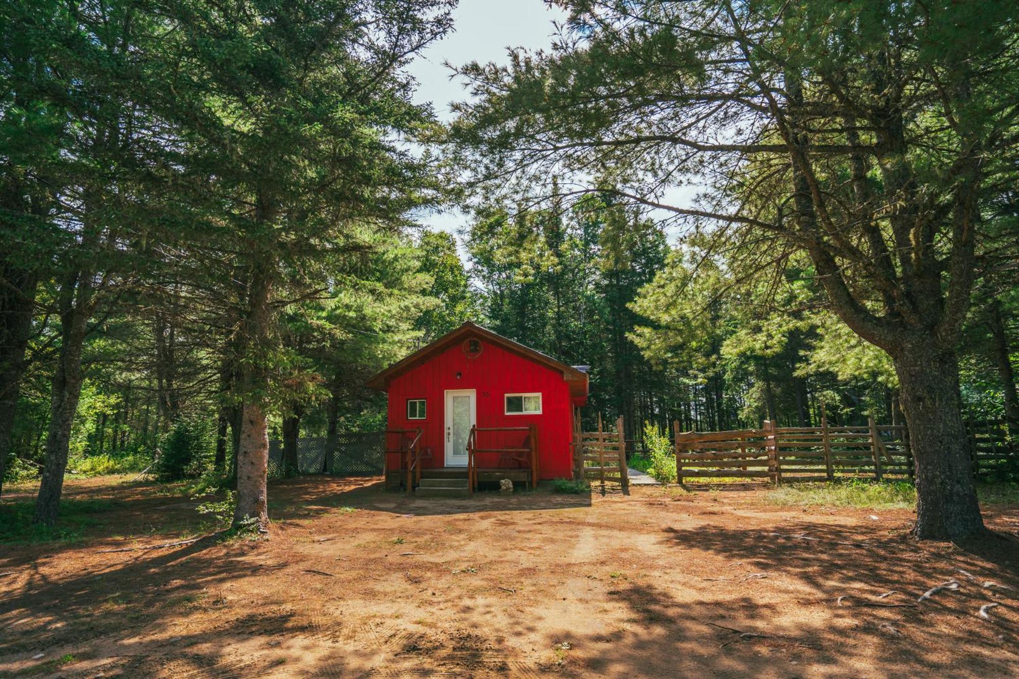 L'Auberge Refuge Du Trappeur Сен-Матье-дю-Парк Экстерьер фото