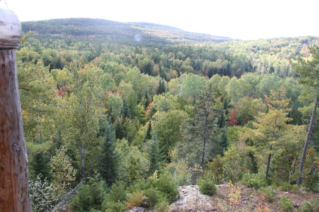 L'Auberge Refuge Du Trappeur Сен-Матье-дю-Парк Экстерьер фото