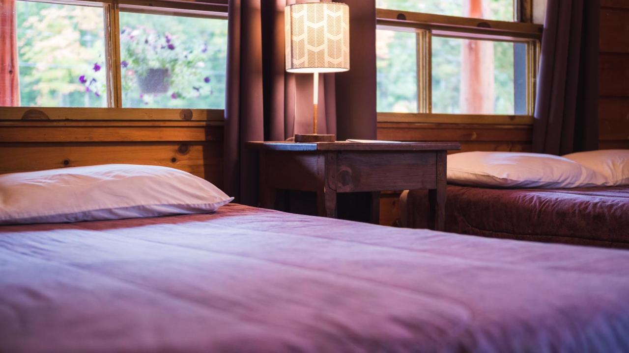 L'Auberge Refuge Du Trappeur Сен-Матье-дю-Парк Экстерьер фото
